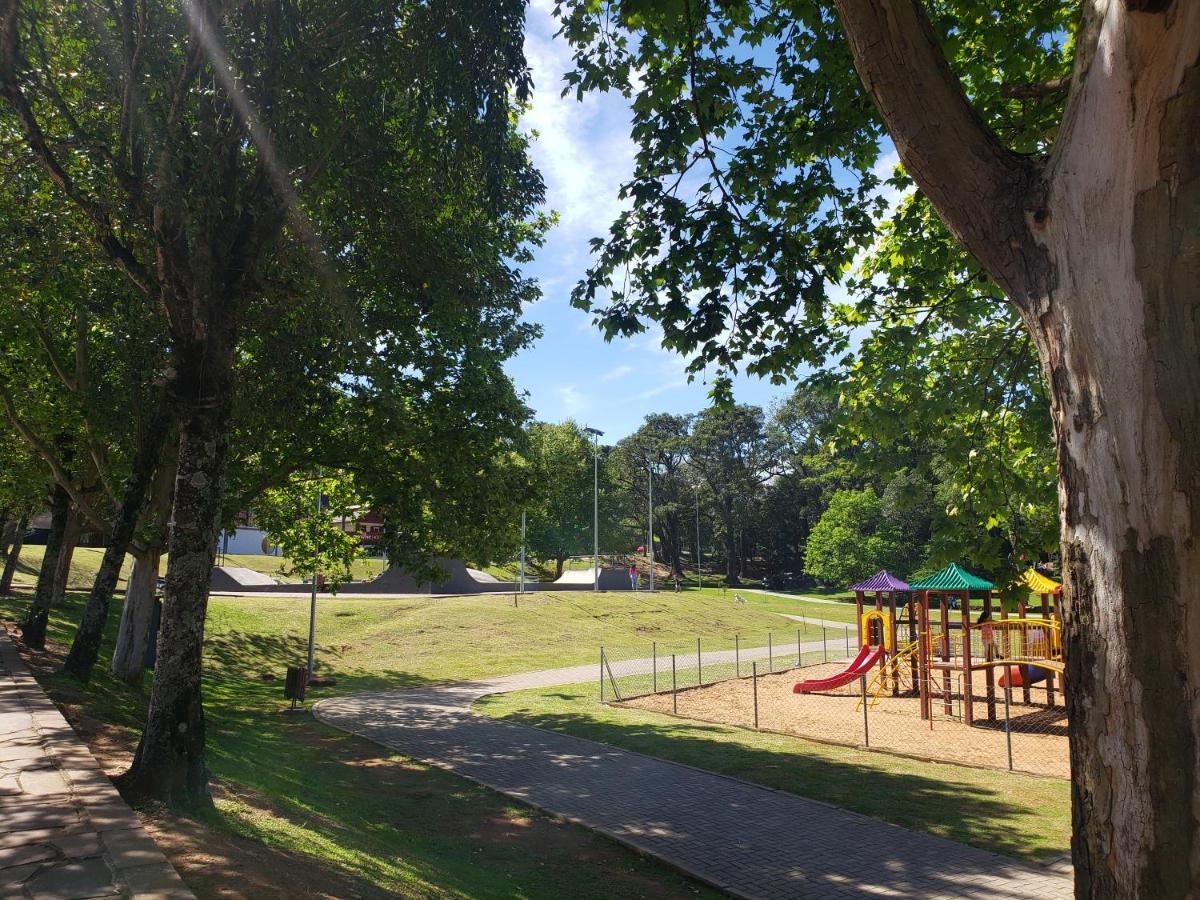 Lugar Encantador Com Patio, Proximo Ao Portico De Gramado Eksteriør billede